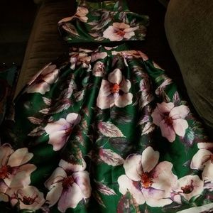 Floral print skirt set